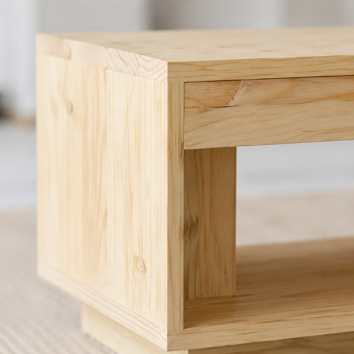 Table basse en bois de pin massif Juliette